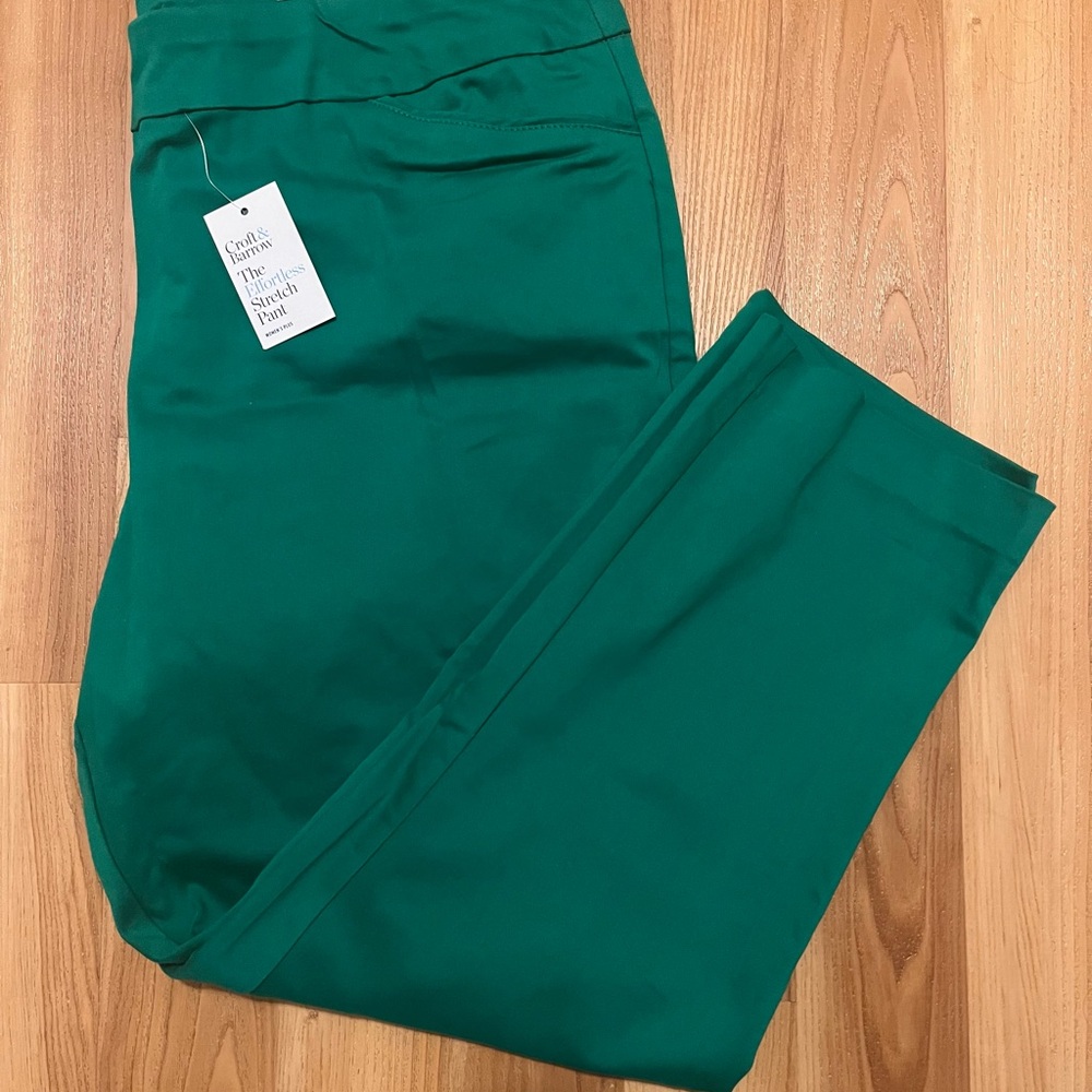 Pull on pants size 22w